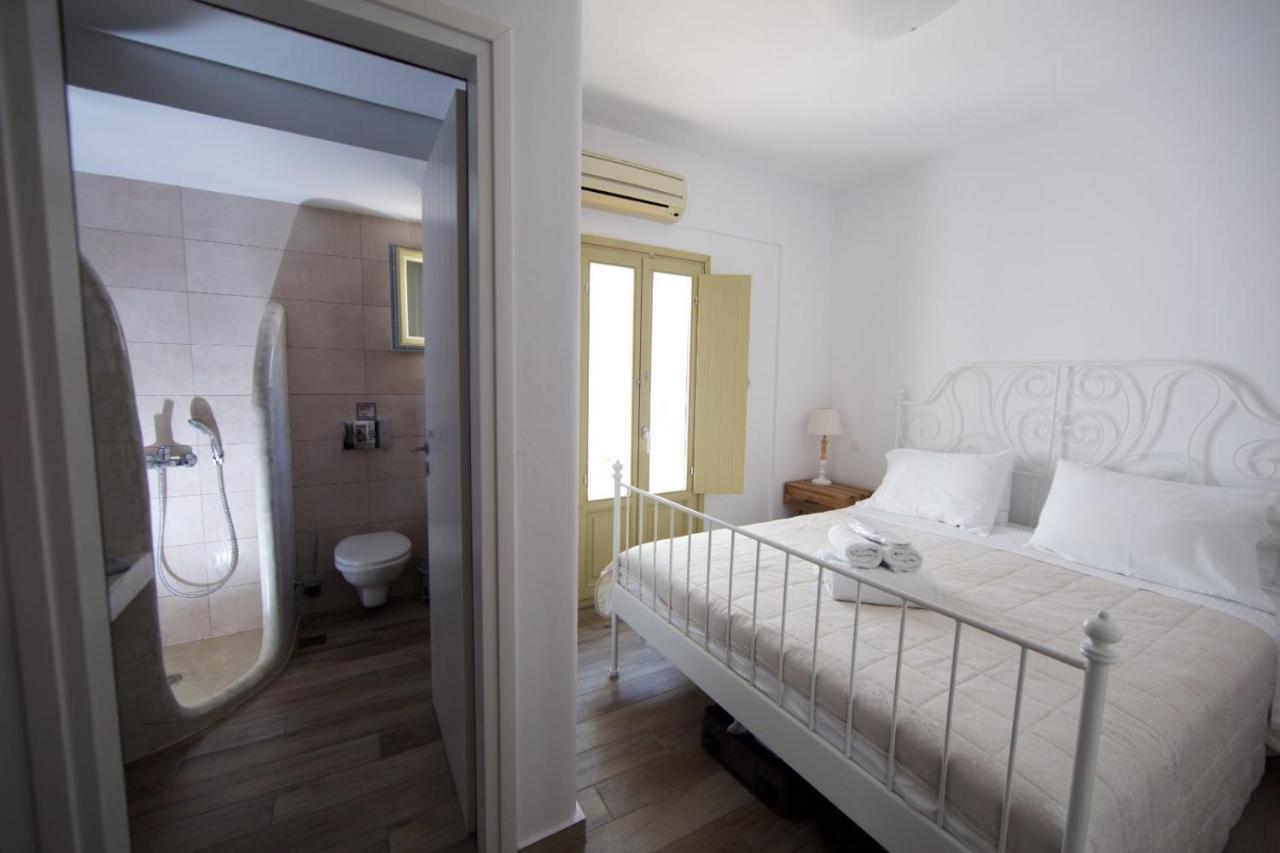 Diasino Apartments And Car Rental Katapola Exterior photo